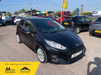 Used Ford Fiesta 2015 for sale - 78671016: Photo