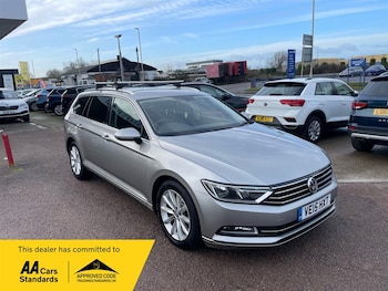 Used Volkswagen Passat 2015 for sale - 76960398: Photo