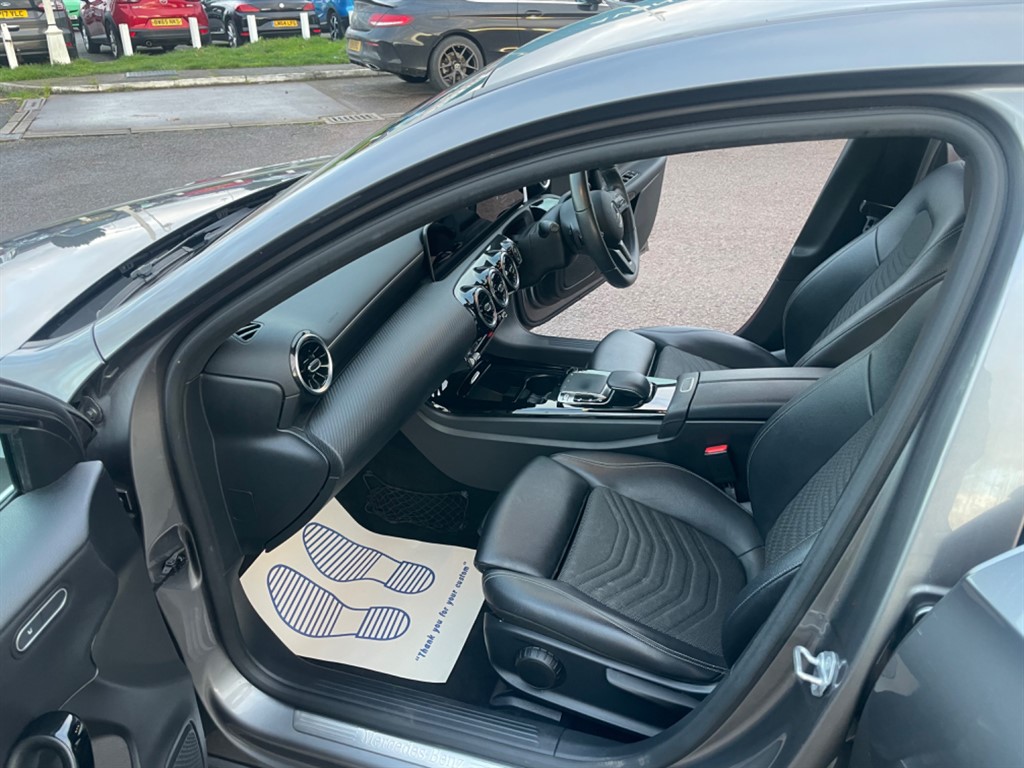 Used Mercedes-Benz A-Class 2018 for sale - 76738563: Photo 9