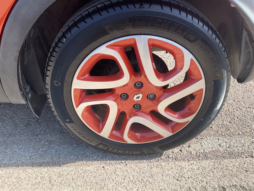 Used Renault Captur 2015 for sale - 78166030: Photo 6