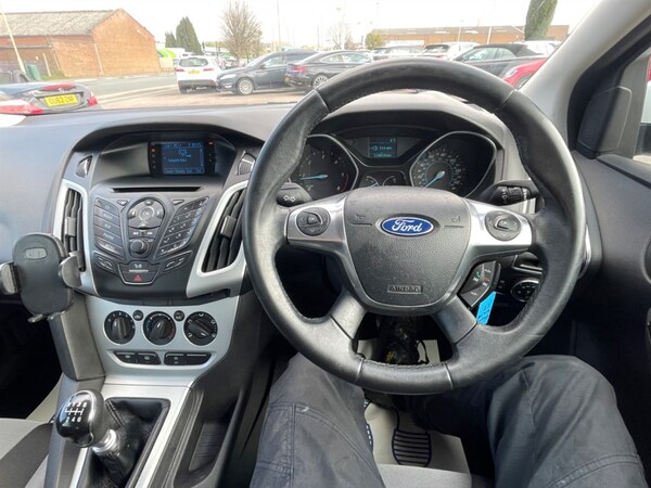 Used Ford Focus 2012 for sale - 75571189: Photo 11