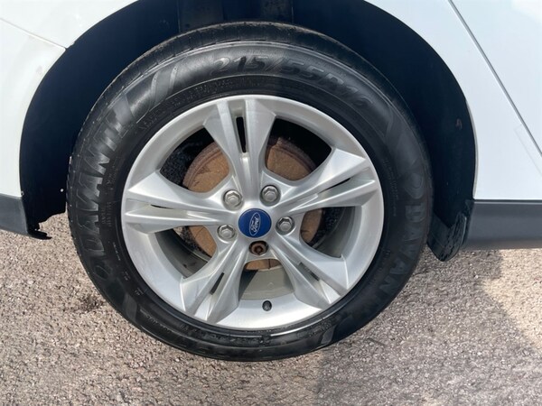 Used Ford Focus 2012 for sale - 75571189: Photo 16