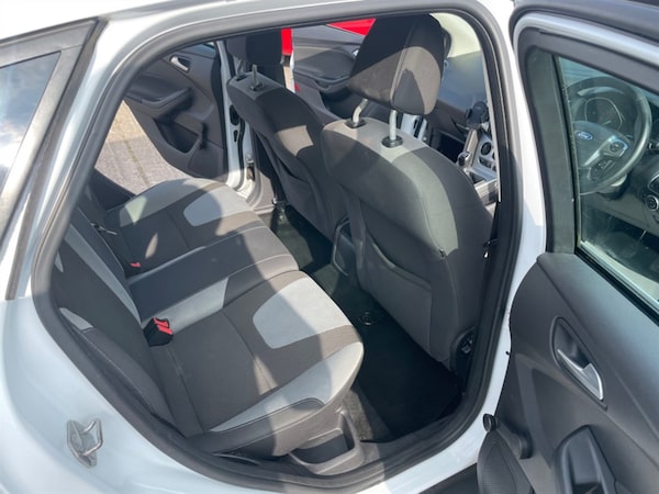 Used Ford Focus 2012 for sale - 75571189: Photo 8