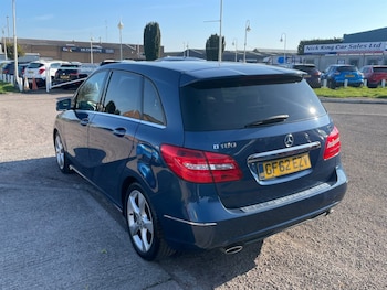 Used Mercedes-Benz B Class 2012 for sale - 77934765: Photo