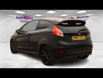 Used Ford Fiesta 2015 for sale - 74932200: Photo