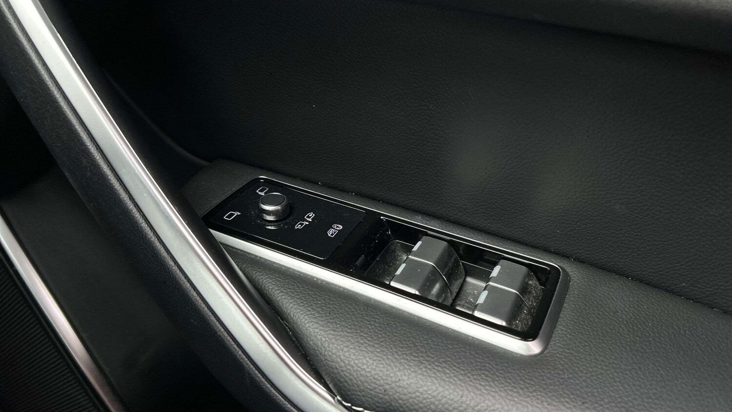 Used Jaguar F-Pace for sale - 77861106: Photo 23