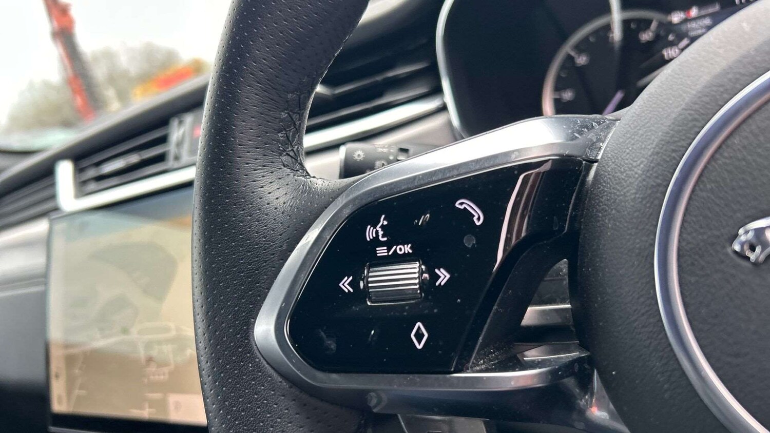 Used Jaguar F-Pace for sale - 77861106: Photo 35