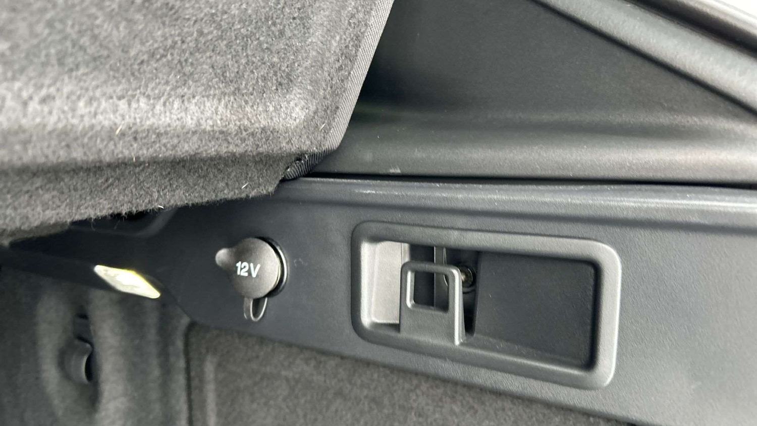 Used Jaguar F-Pace 2024 for sale - 77123333: Photo 29