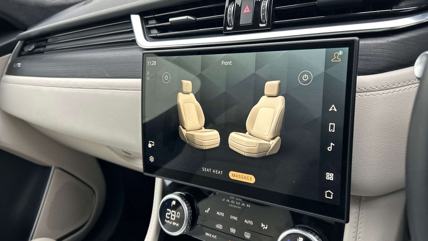 Used Jaguar F-Pace 2024 for sale - 77123333: Photo 30