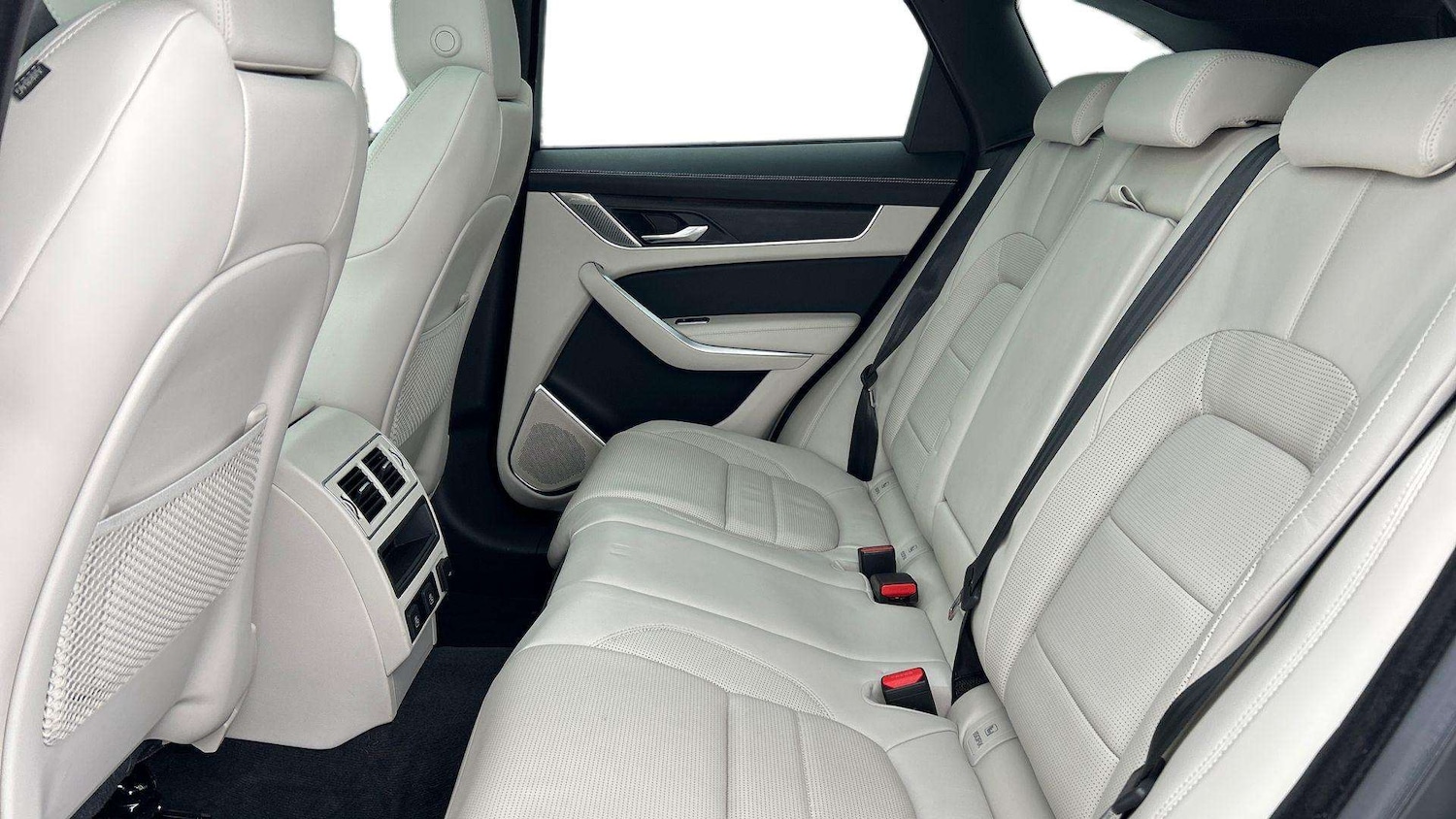 Used Jaguar F-Pace 2024 for sale - 77123333: Photo 4