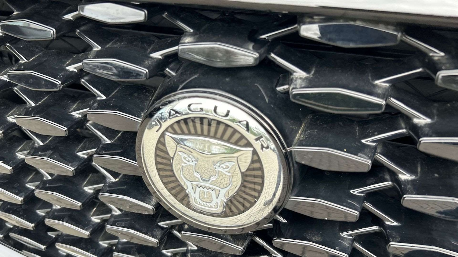 Used Jaguar F-Pace 2023 for sale - 77827381: Photo 24