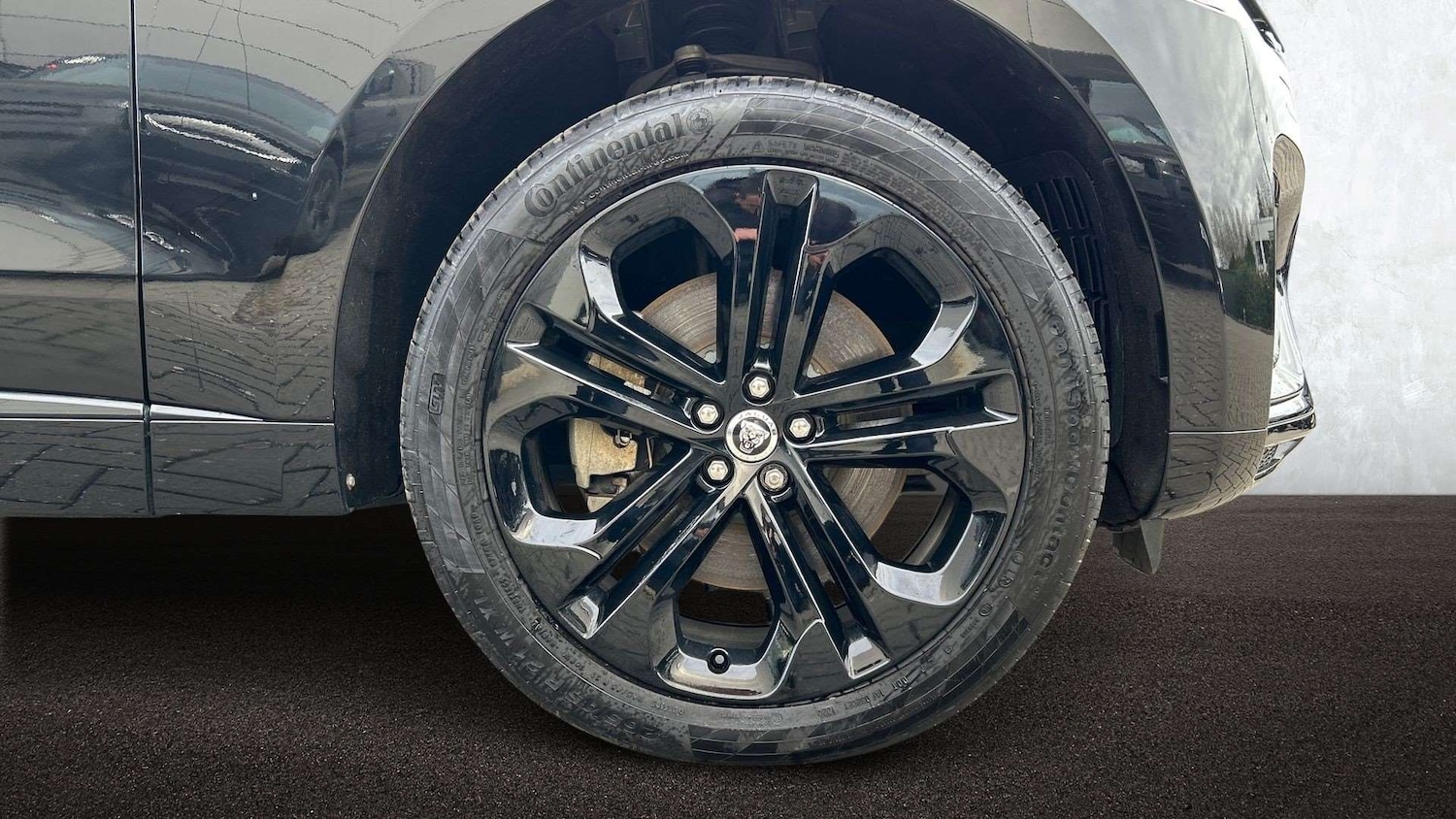 Used Jaguar F-Pace 2023 for sale - 77827381: Photo 8