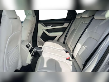 Used Jaguar F-Pace 2024 for sale - 77827440: Photo