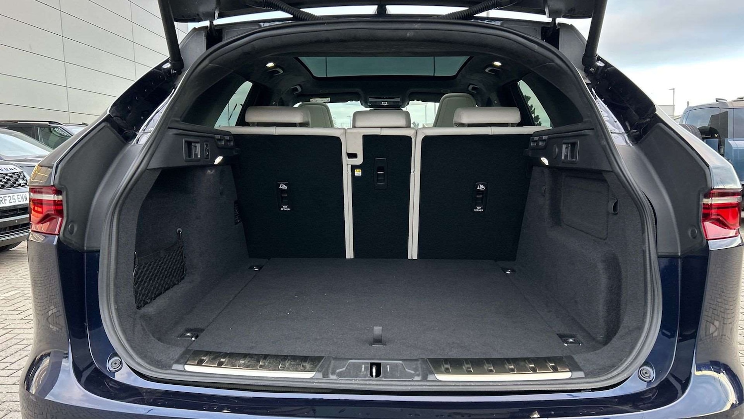 Used Jaguar F-Pace 2024 for sale - 76804814: Photo 10