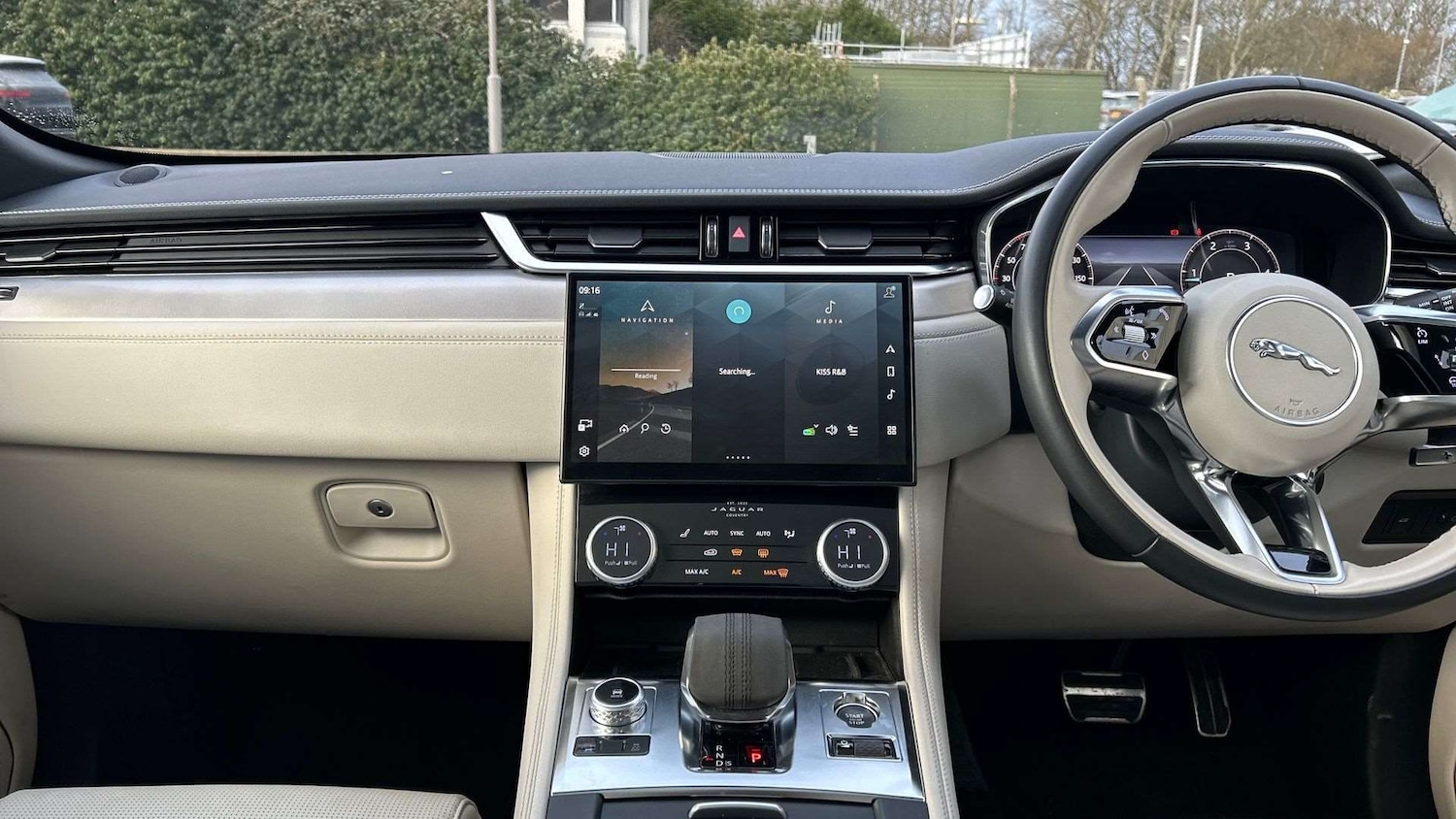 Used Jaguar F-Pace 2023 for sale - 77123295: Photo 14