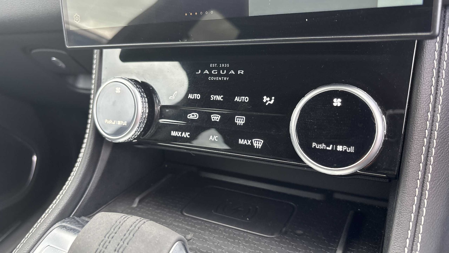 Used Jaguar F-Pace 2023 for sale - 76460240: Photo 22