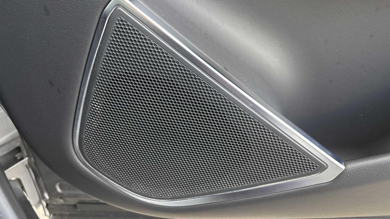 Used Jaguar F-Pace 2023 for sale - 76460240: Photo 23