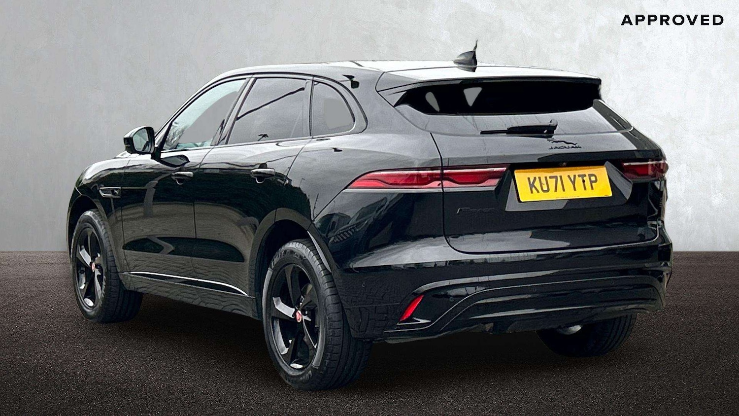 Used Jaguar F-Pace 2021 for sale - 77628109: Photo 2