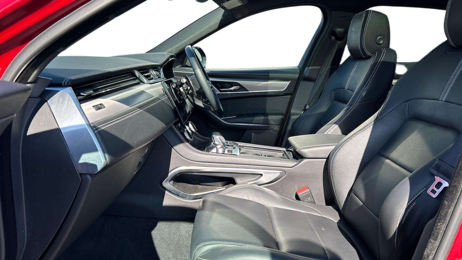 Used Jaguar F-Pace 2023 for sale - 76460513: Photo 3