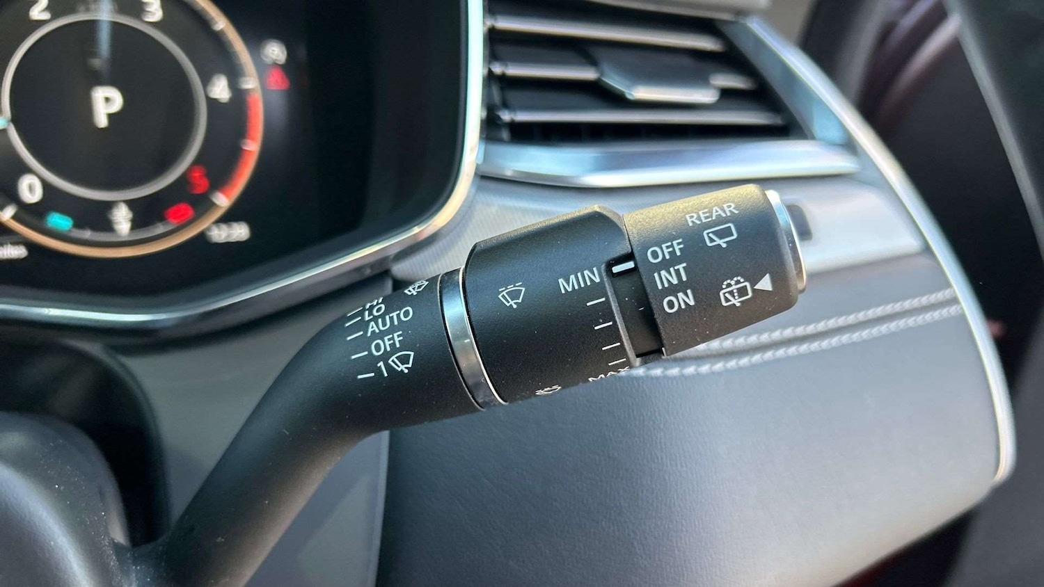 Used Jaguar F-Pace 2023 for sale - 76460513: Photo 35