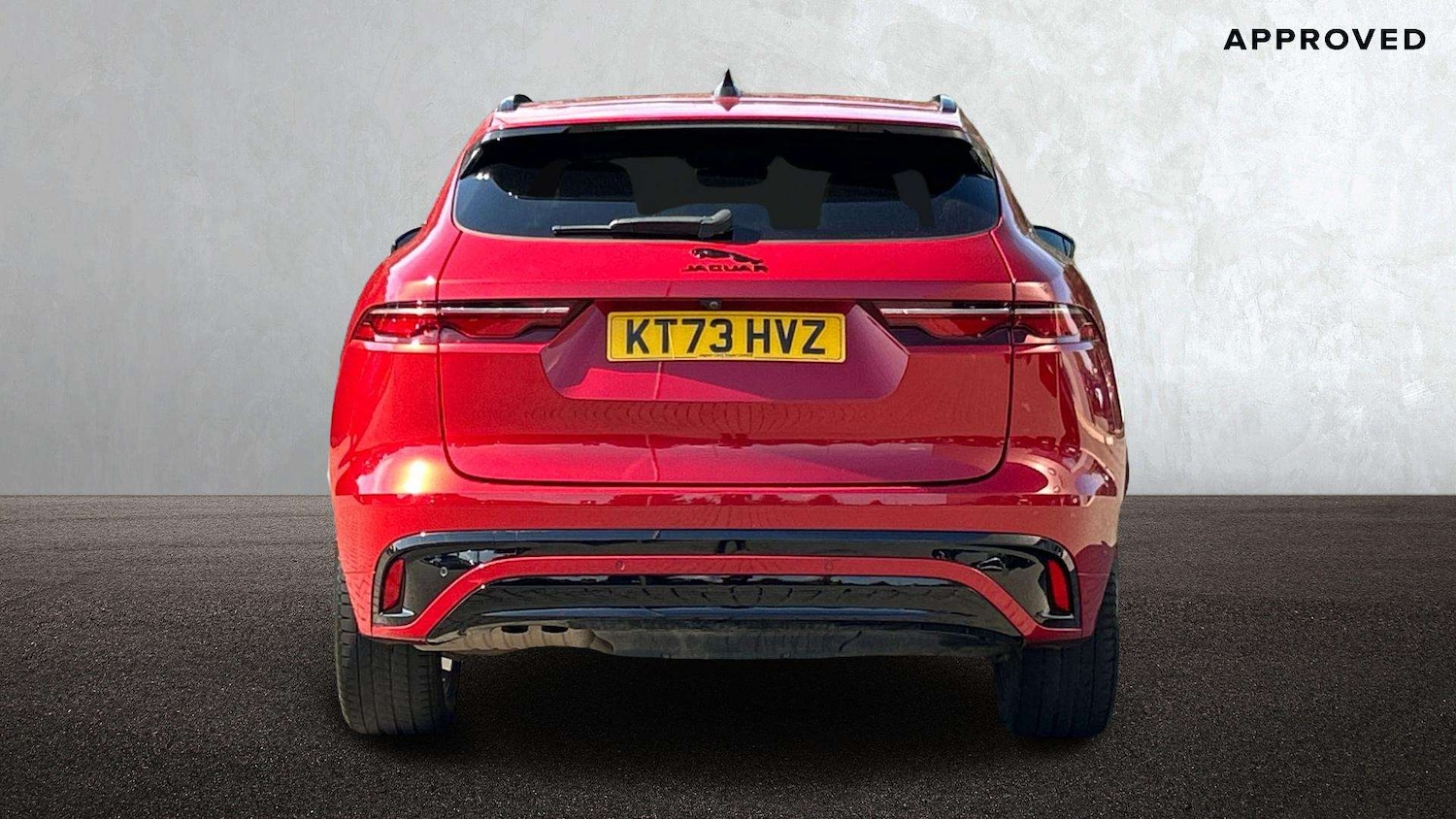 Used Jaguar F-Pace 2023 for sale - 76460513: Photo 6