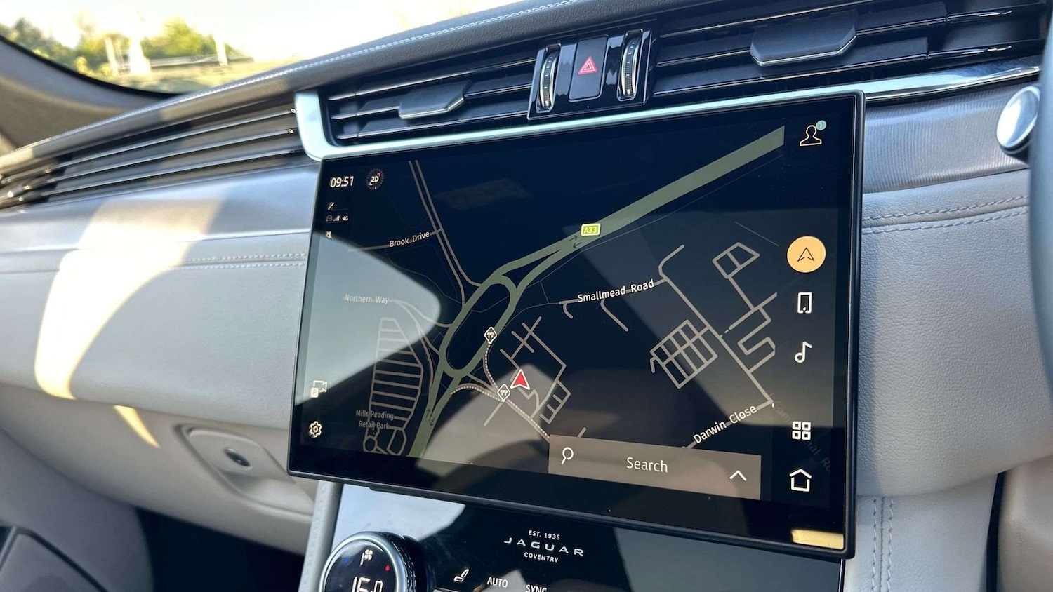 Used Jaguar F-Pace 2023 for sale - 76916195: Photo 11