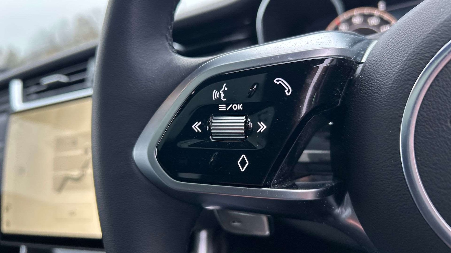 Used Jaguar XF 2024 for sale - 76875843: Photo 35