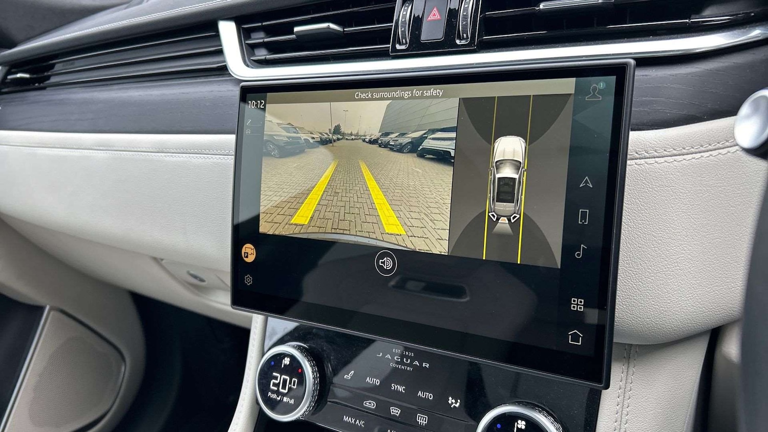 Used Jaguar F-Pace 2024 for sale - 77772312: Photo 12