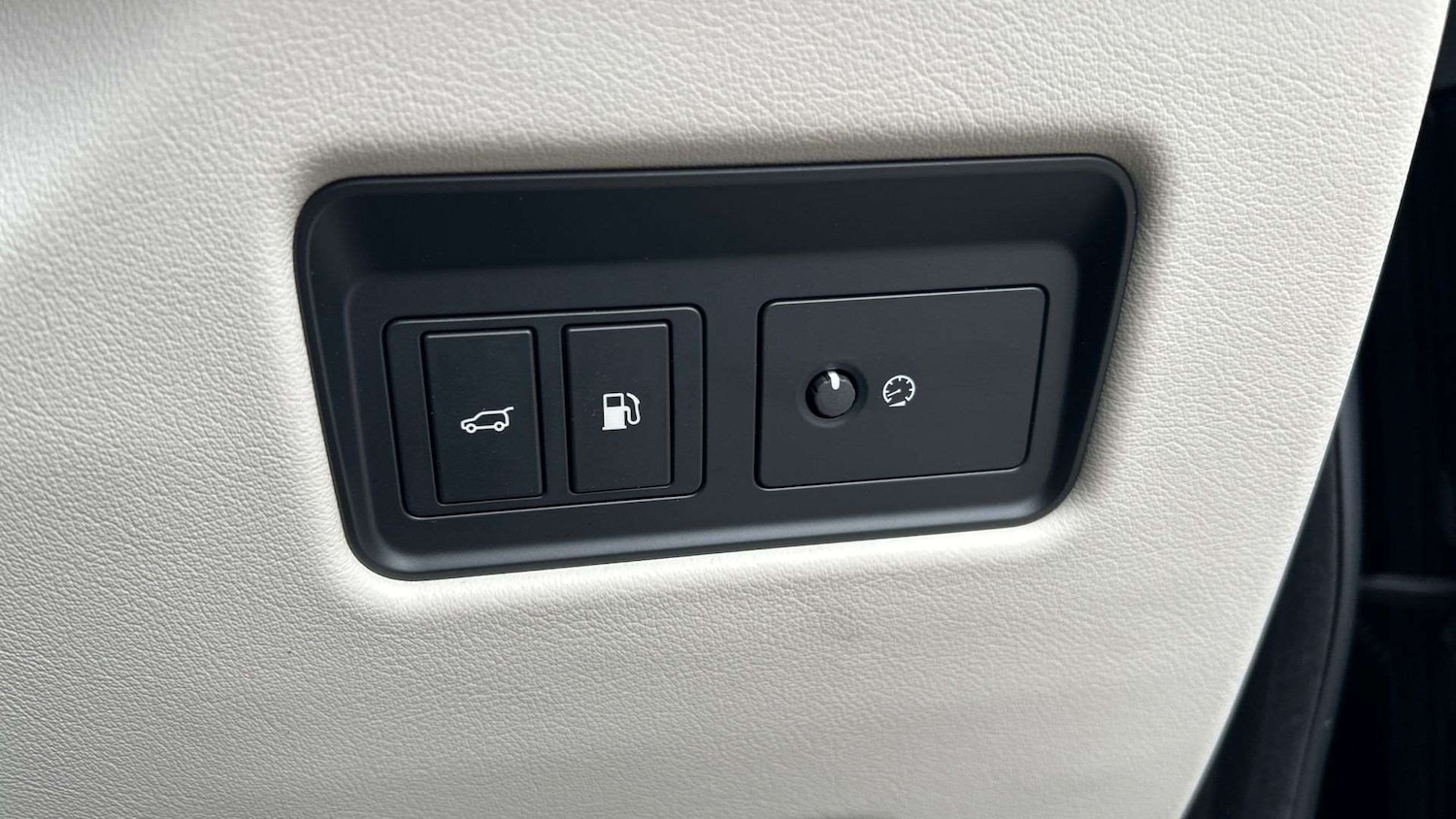 Used Jaguar F-Pace 2024 for sale - 77772312: Photo 34