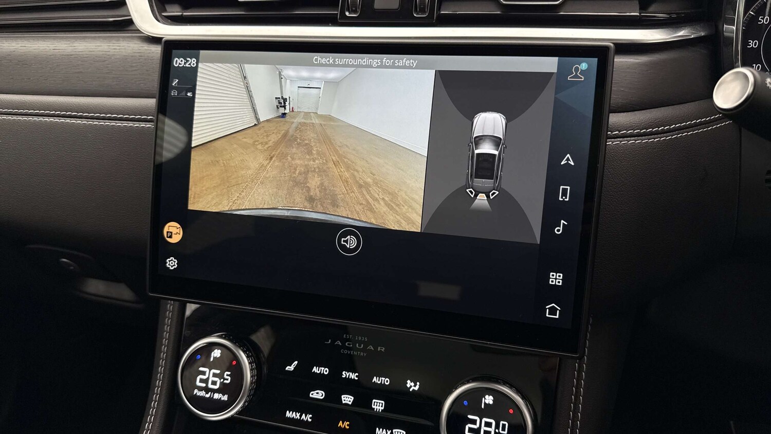 Used Jaguar F-Pace 2024 for sale - 77443325: Photo 12