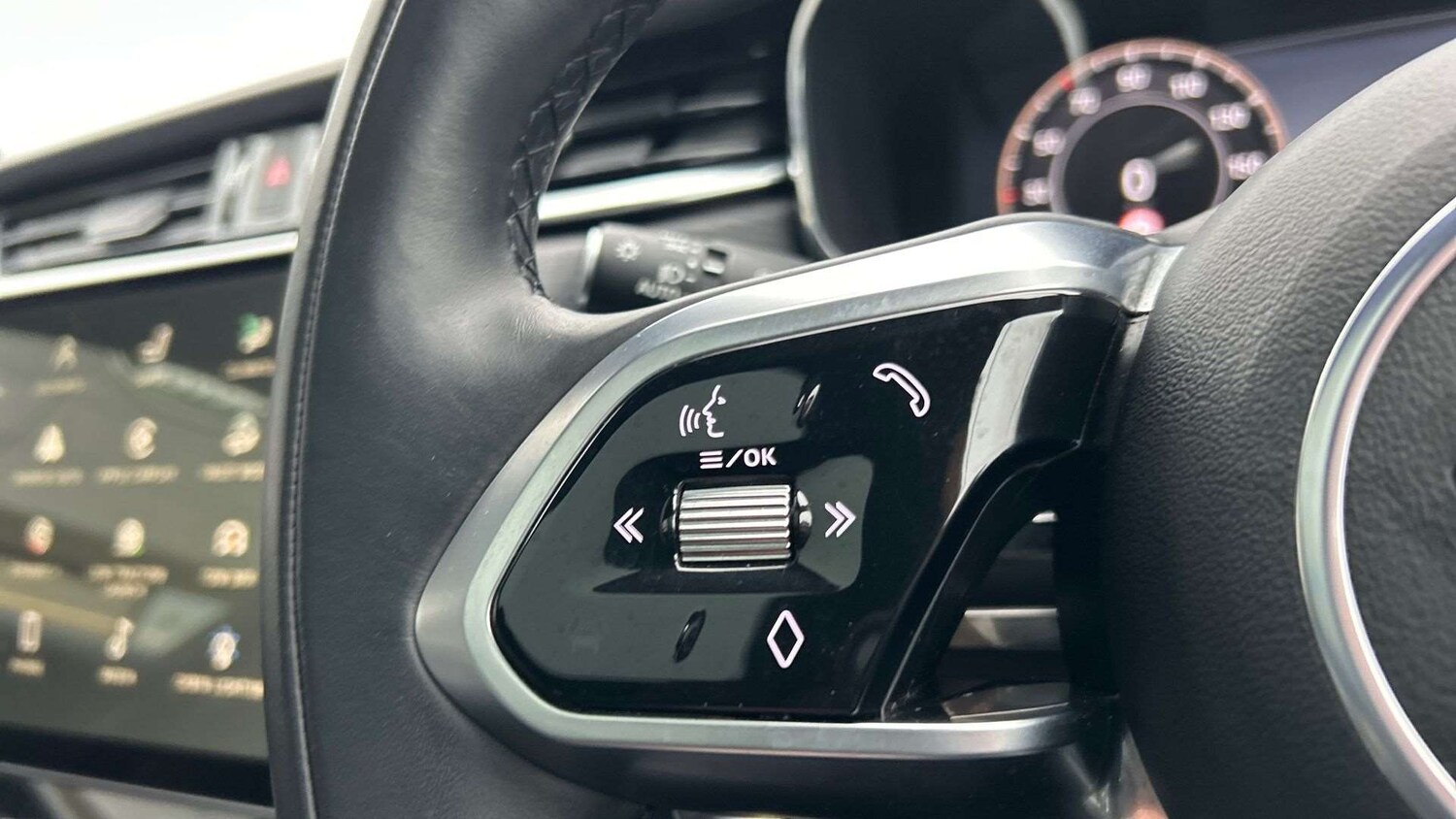 Used Jaguar F-Pace 2024 for sale - 77443325: Photo 31