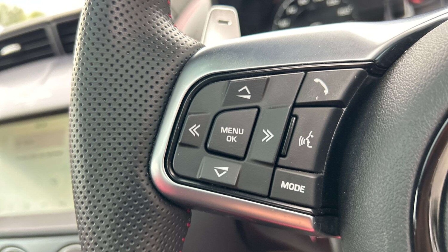 Used Jaguar F-Type for sale - 77972572: Photo 32