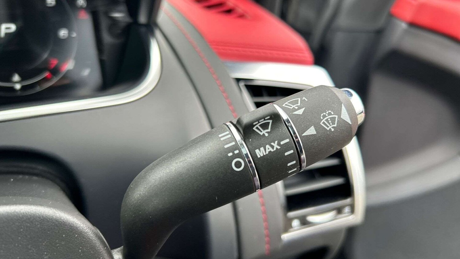 Used Jaguar F-Type for sale - 77972572: Photo 35