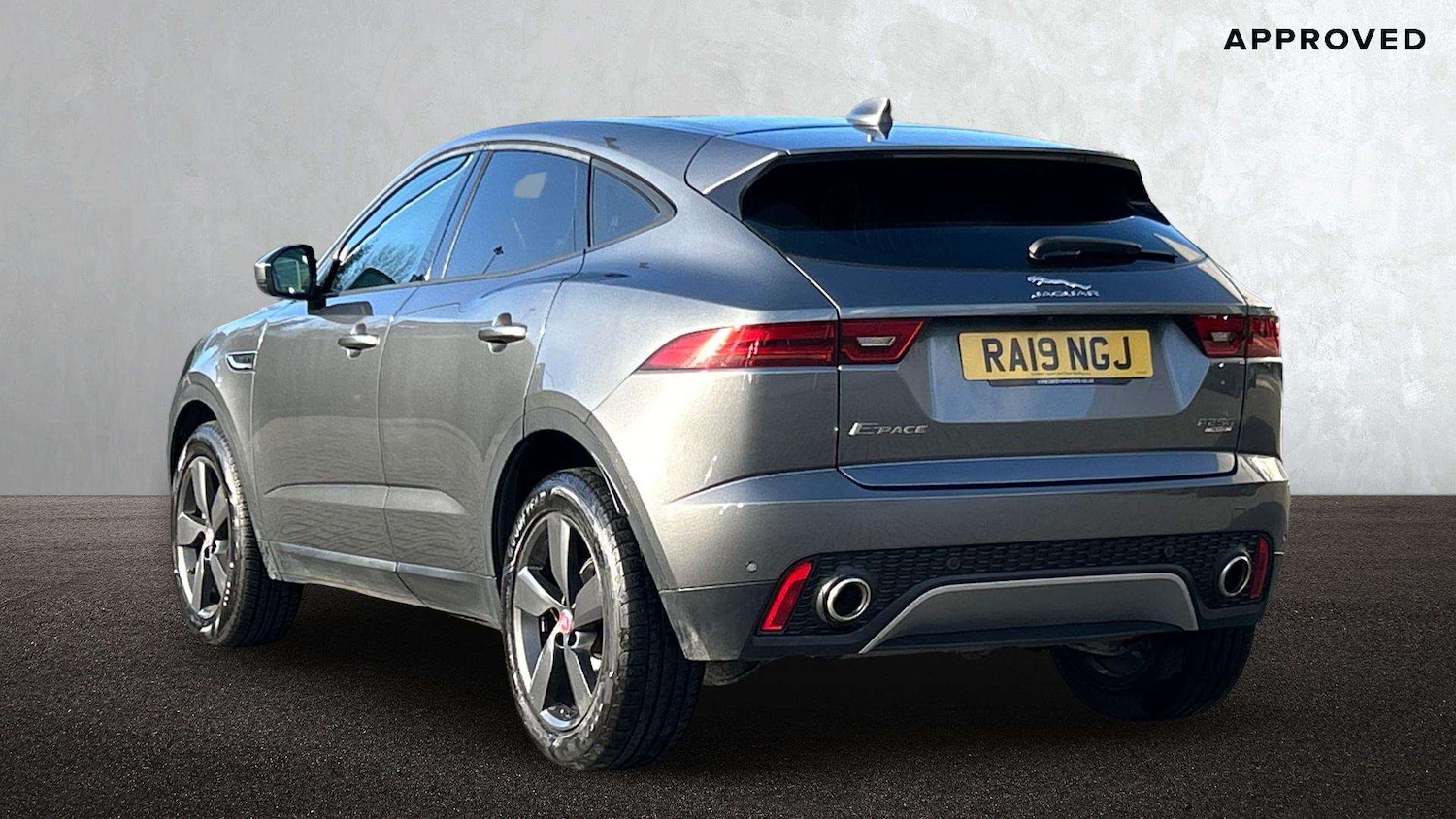 Used Jaguar E-Pace for sale - 76789167: Photo 2
