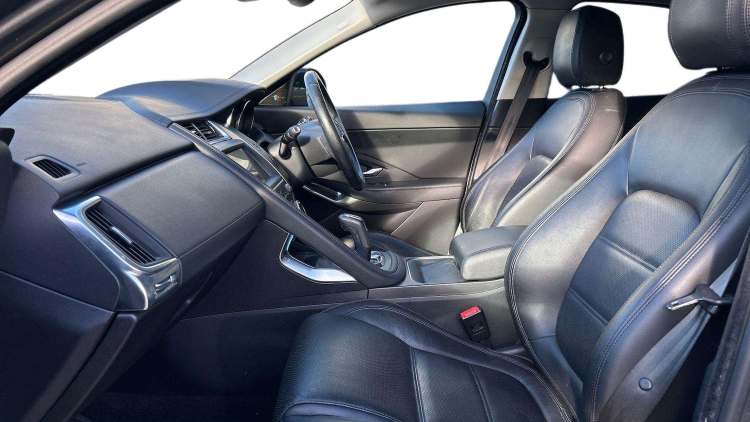 Used Jaguar E-Pace for sale - 76789167: Photo 3