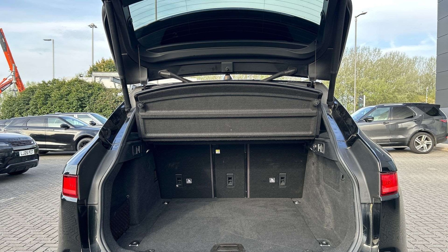 Used Jaguar F-Pace 2019 for sale - 78187861: Photo 10