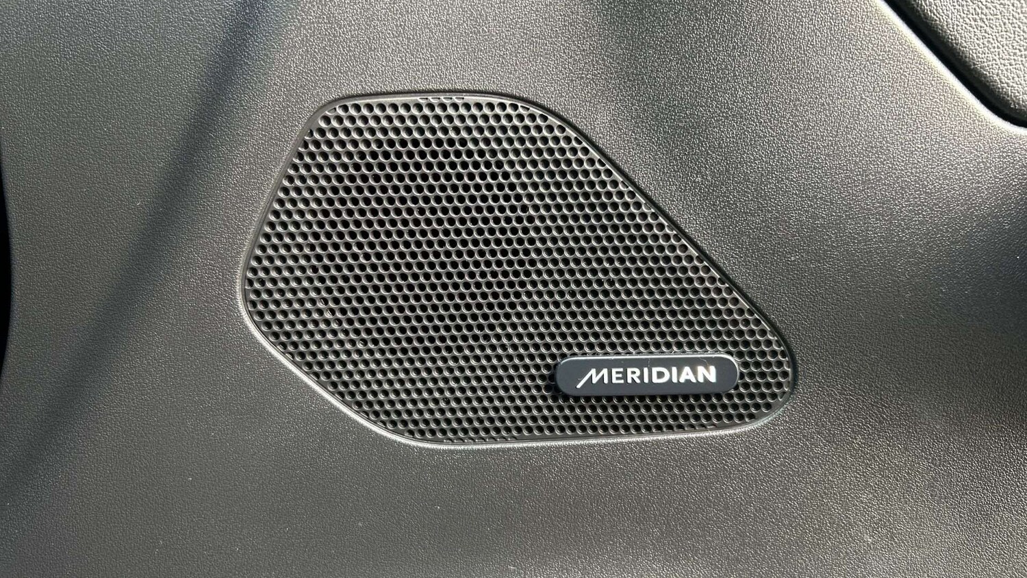 Used Jaguar F-Pace 2019 for sale - 78187861: Photo 31