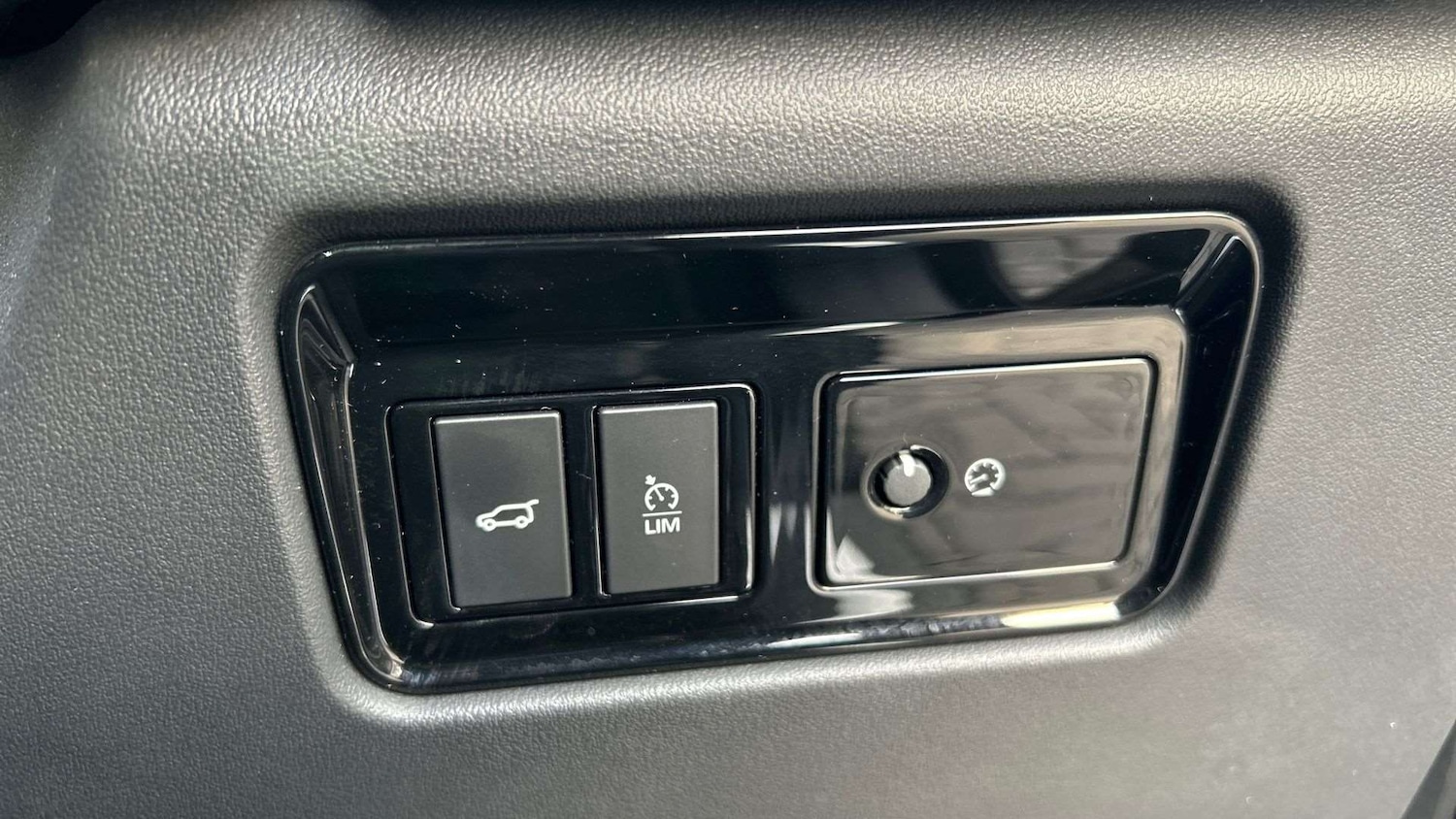 Used Jaguar F-Pace 2019 for sale - 78187861: Photo 32