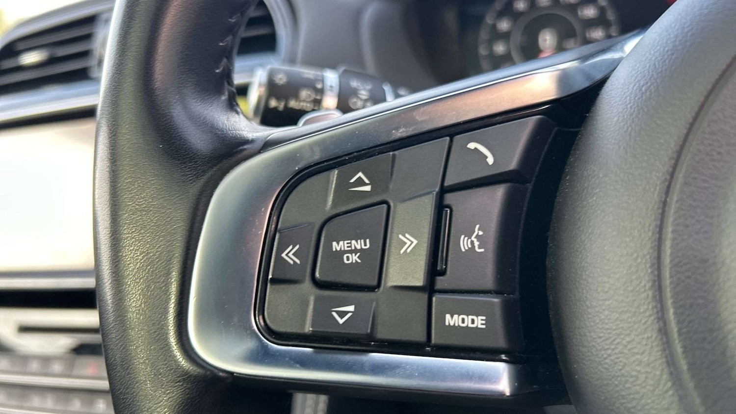 Used Jaguar F-Pace 2019 for sale - 78187861: Photo 35