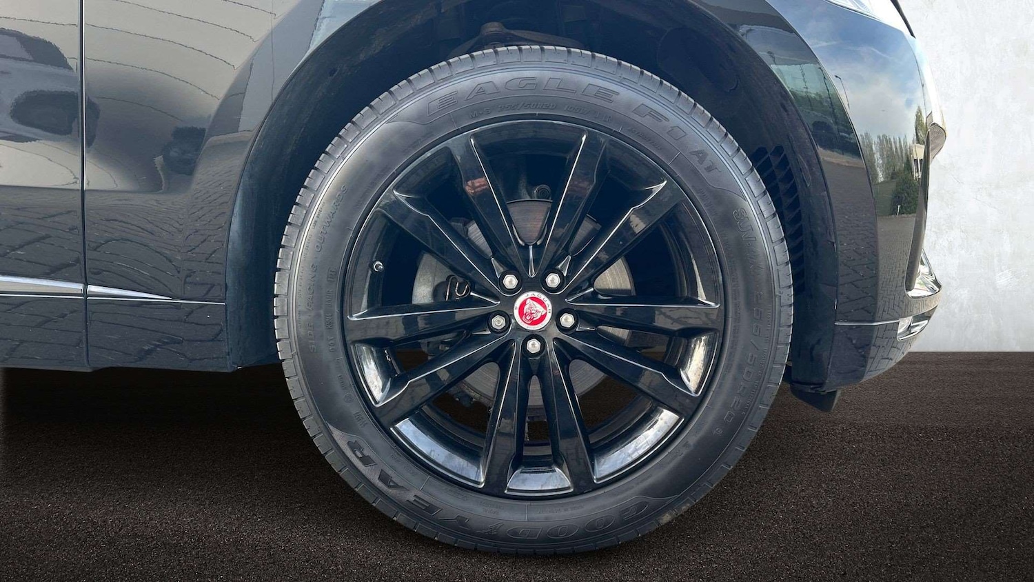 Used Jaguar F-Pace 2019 for sale - 78187861: Photo 8