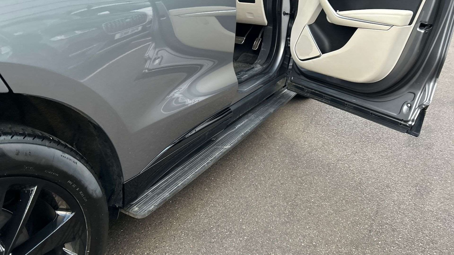 Used Jaguar F-Pace 2022 for sale - 76460215: Photo 31