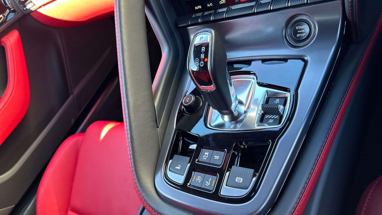 Used Jaguar F-Type 2023 for sale - 76459963: Photo 13