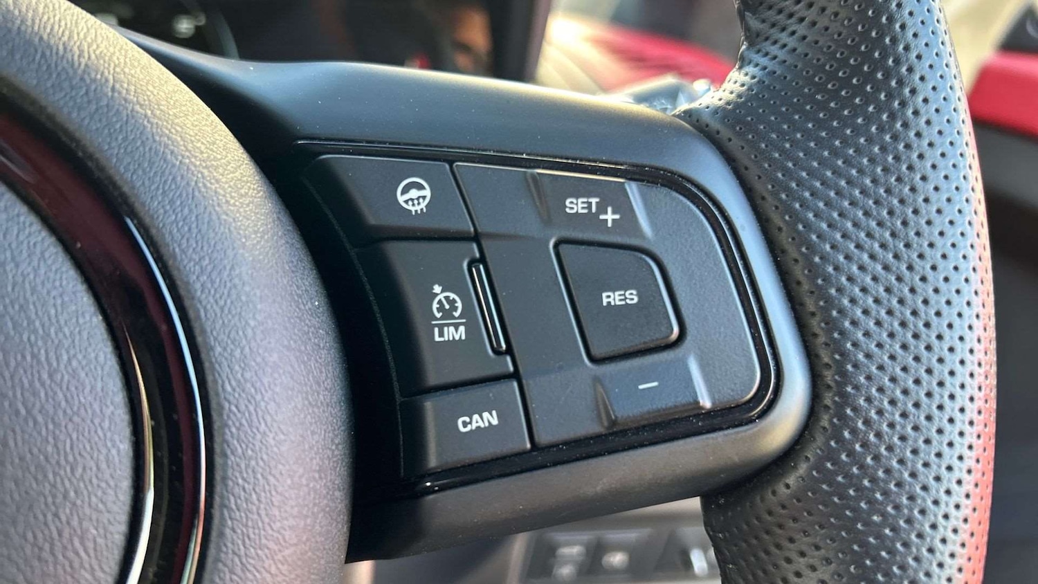 Used Jaguar F-Type 2023 for sale - 76459963: Photo 31