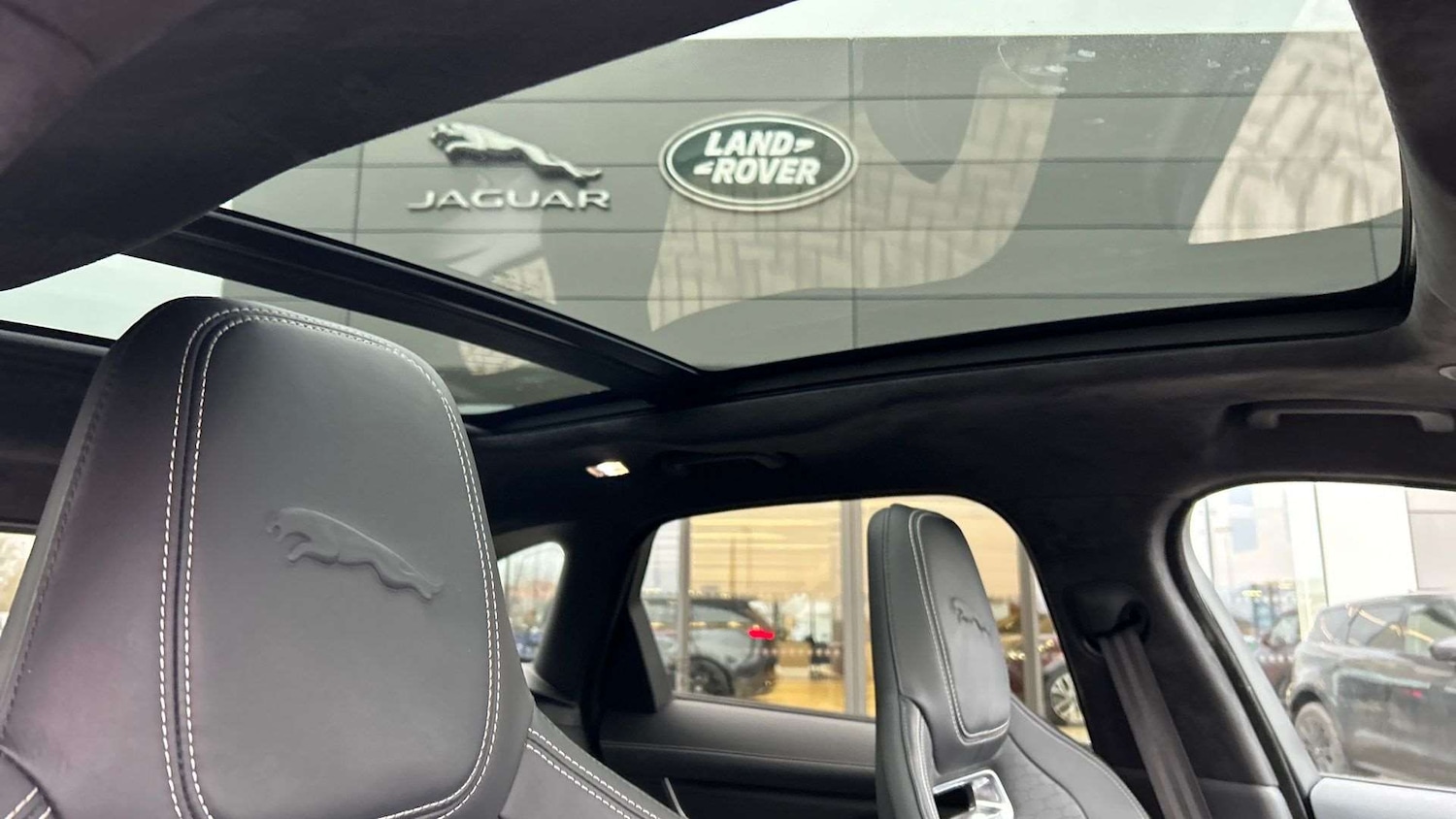 Used Jaguar F-Pace 2023 for sale - 76978896: Photo 22