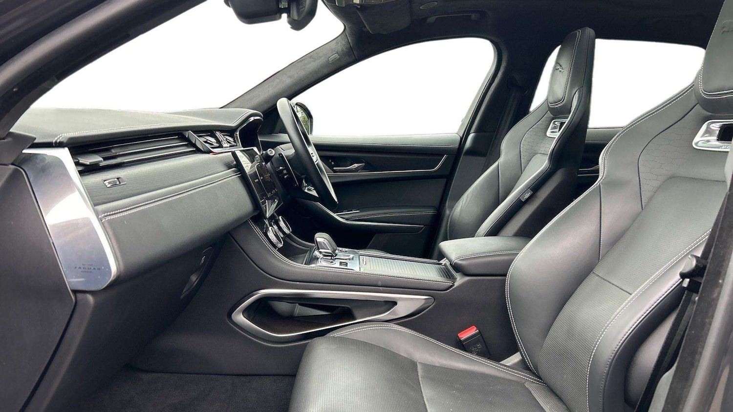 Used Jaguar F-Pace 2023 for sale - 76978896: Photo 3