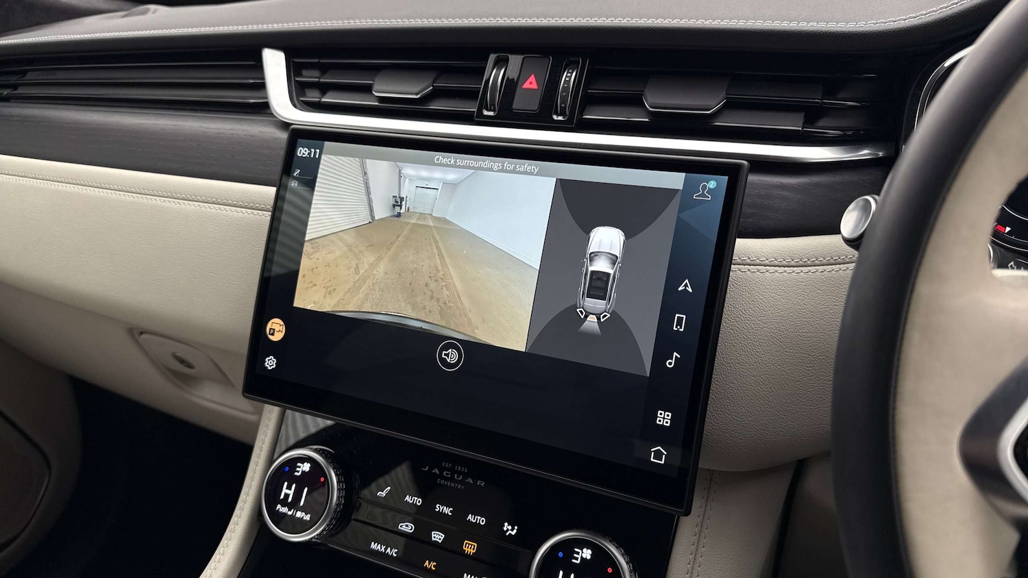 Used Jaguar F-Pace 2024 for sale - 77674684: Photo 12