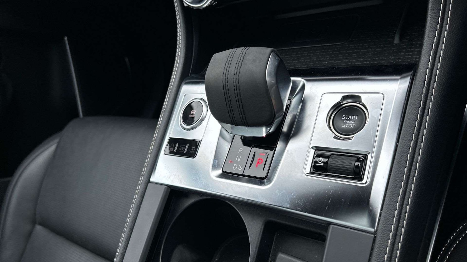 Used Jaguar F-Pace 2023 for sale - 77123344: Photo 13