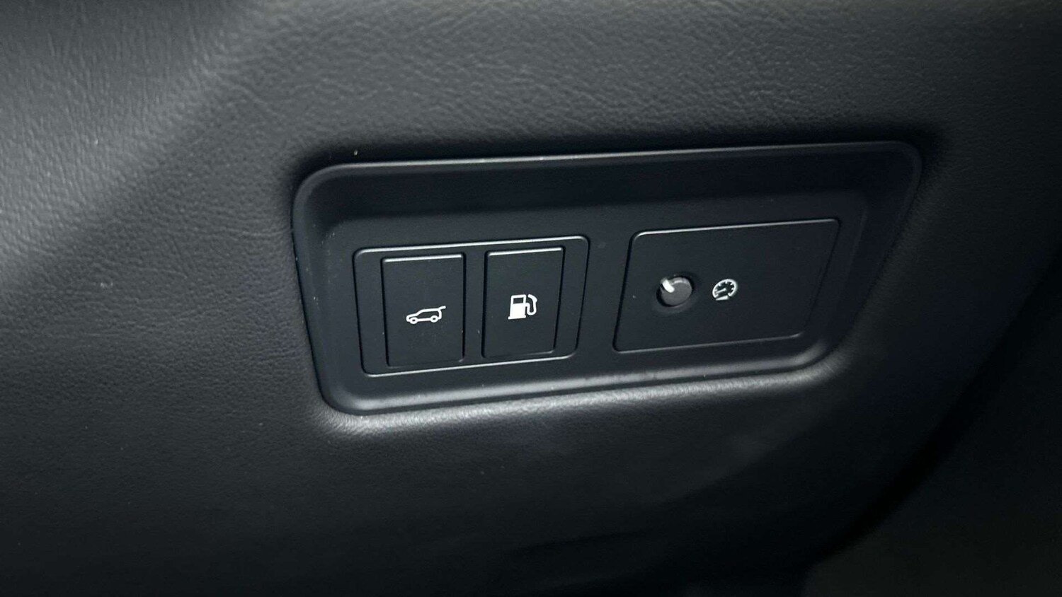 Used Jaguar F-Pace 2023 for sale - 77123344: Photo 34