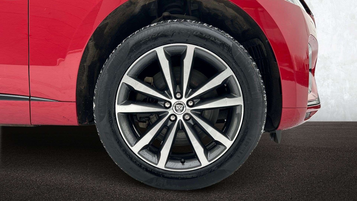 Used Jaguar F-Pace 2023 for sale - 77123344: Photo 8