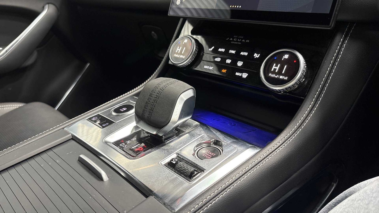 Used Jaguar F-Pace 2023 for sale - 76460176: Photo 13